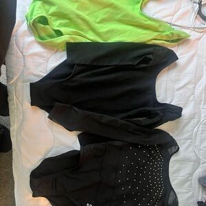 Black and Green Long Sleeve Tops